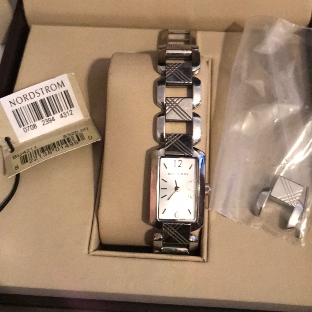 Burberry women watch